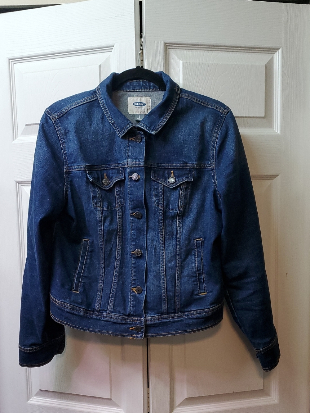 Old Navy Women's Indigo Blue Denim Trucker Jacket Size LARGE